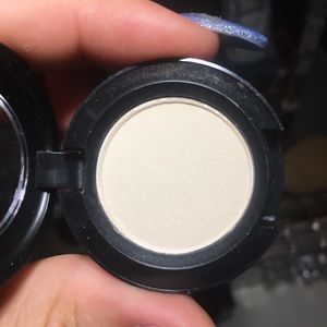 MAC Cosmetics Eyeshadow in Mylar - Discontinued